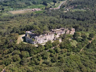 L’abbaye de Saint-Roman