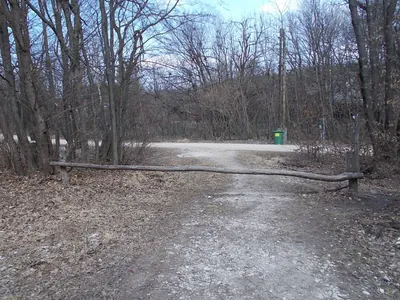 P↺, Zsivány körút (Dobogókő, hegytető aut. vá . – Zsivány-sziklák)