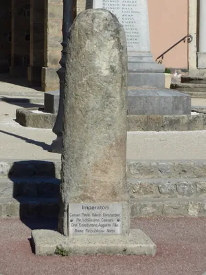 Pont de Labeaume - La Croisée de Réjus