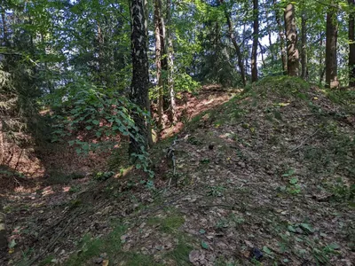 [Z] Bradlo (býv. hradiště)