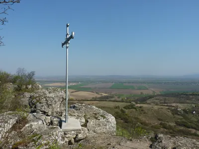 K▲ (TIT-emlékkő, kilátóhely)