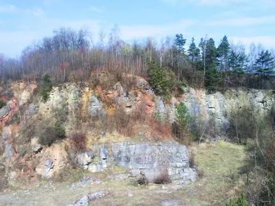 Ścieżka dydaktyczna w Dolinie Racławki (czerwona)