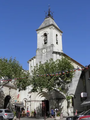 Au pied des Dentelles