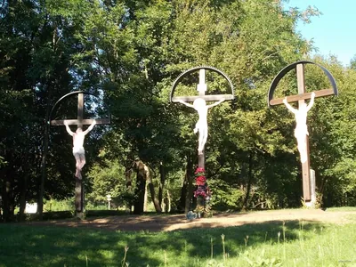 K╱, Bél-kői tanösvény