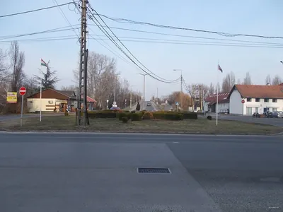 S+ (Vértes-hegy alja – Villa –or - Tahitótfalu, Hídfő aut. m.)