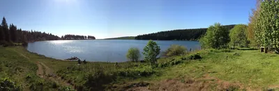 Tour du lac de Servieres