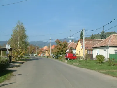 K+ (Kóspallag – Kő-hegy)