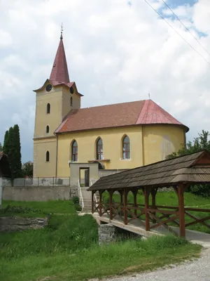 Chodník k Ľadovni