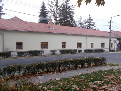 Z (Pilismarót, községháza aut. m. – Szakó-nyereg – Dömös, há.)