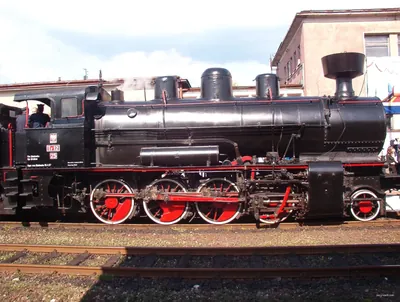 TR12