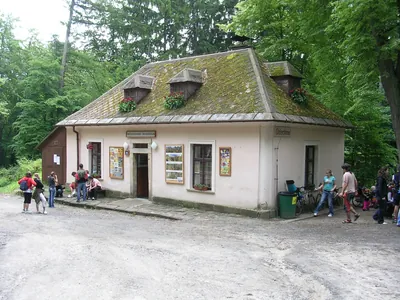 4089 Sedmihorky, lázně - Valdštejn, hrad
