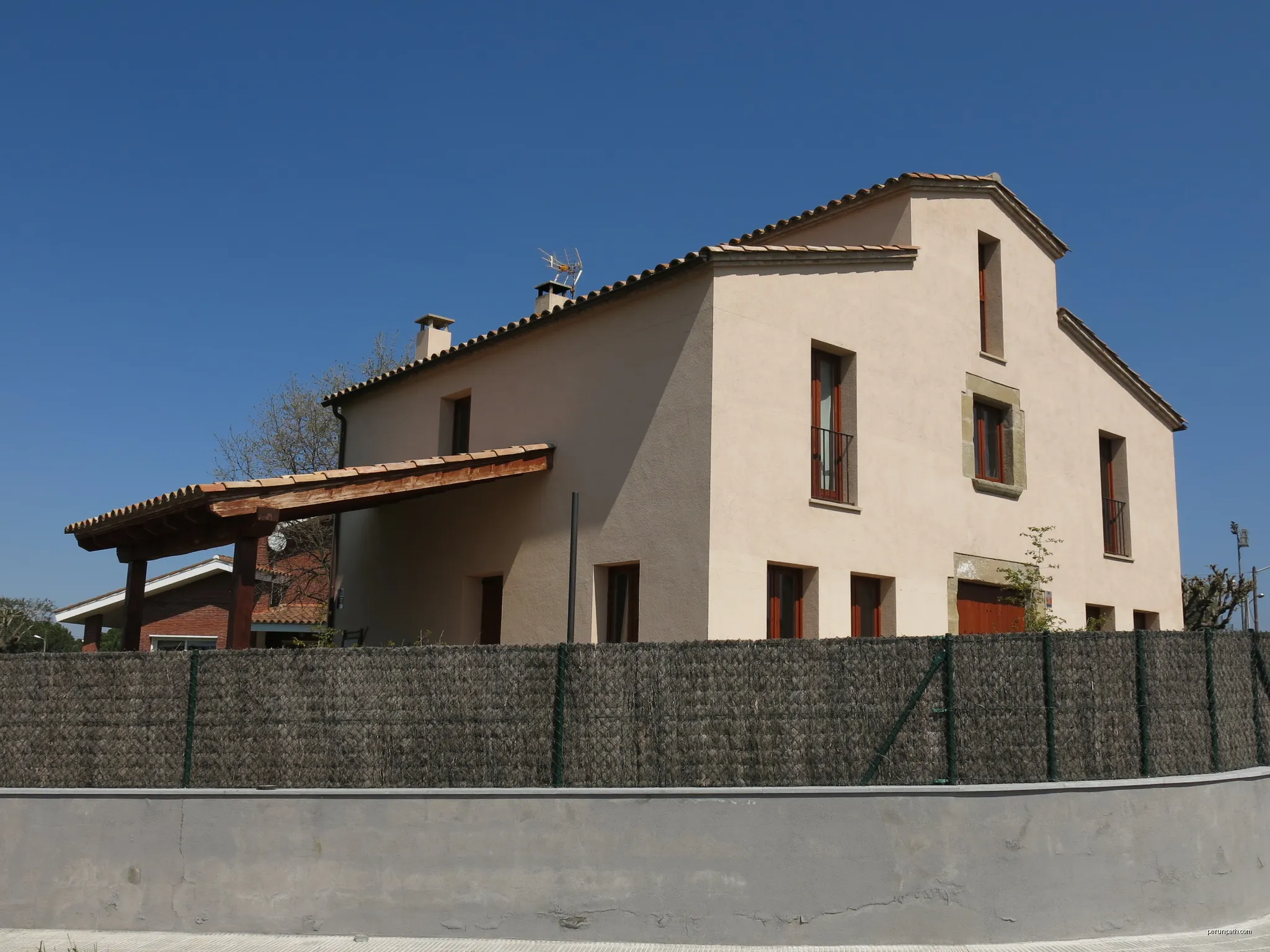 La Roureda (Taradell) | Autor: Enric | Licencja: CC BY-SA 4.0 | Źródło: Wikimedia Commons