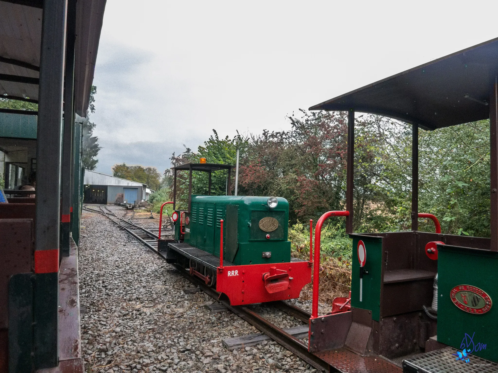 2016 - Le petit train de Rebecq Rognon - Belgique - Randonnée | Autor: bDom - artiste - www.bdom.info | Licencja: CC BY 2.0 | Źródło: Wikimedia Commons