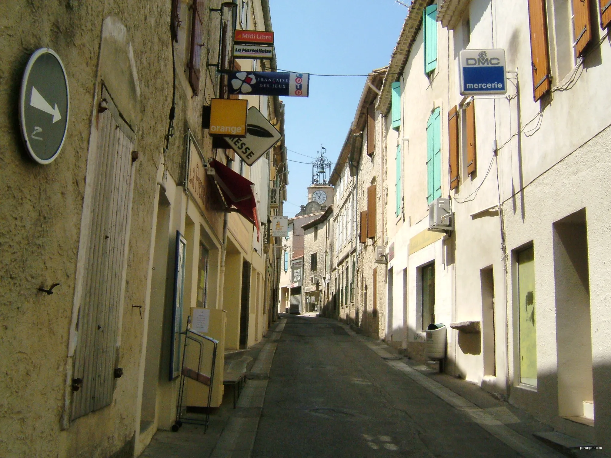 De la cave aux moulins