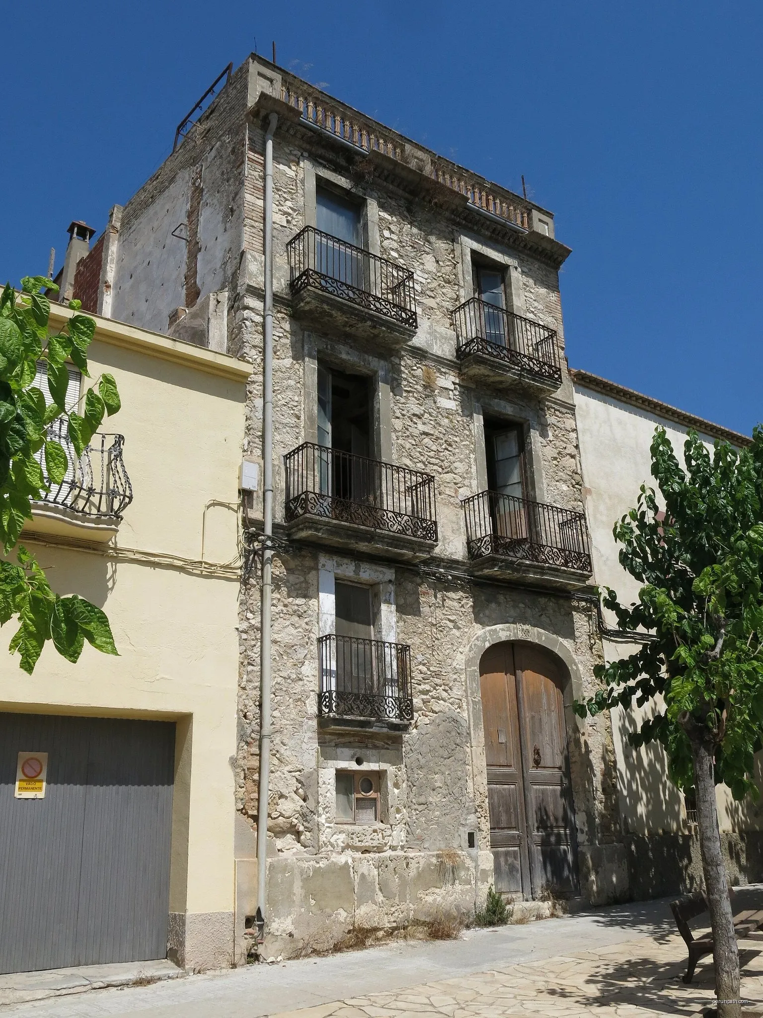 Vilafranca - La Granada pel camí de la Creu de la Peregrina