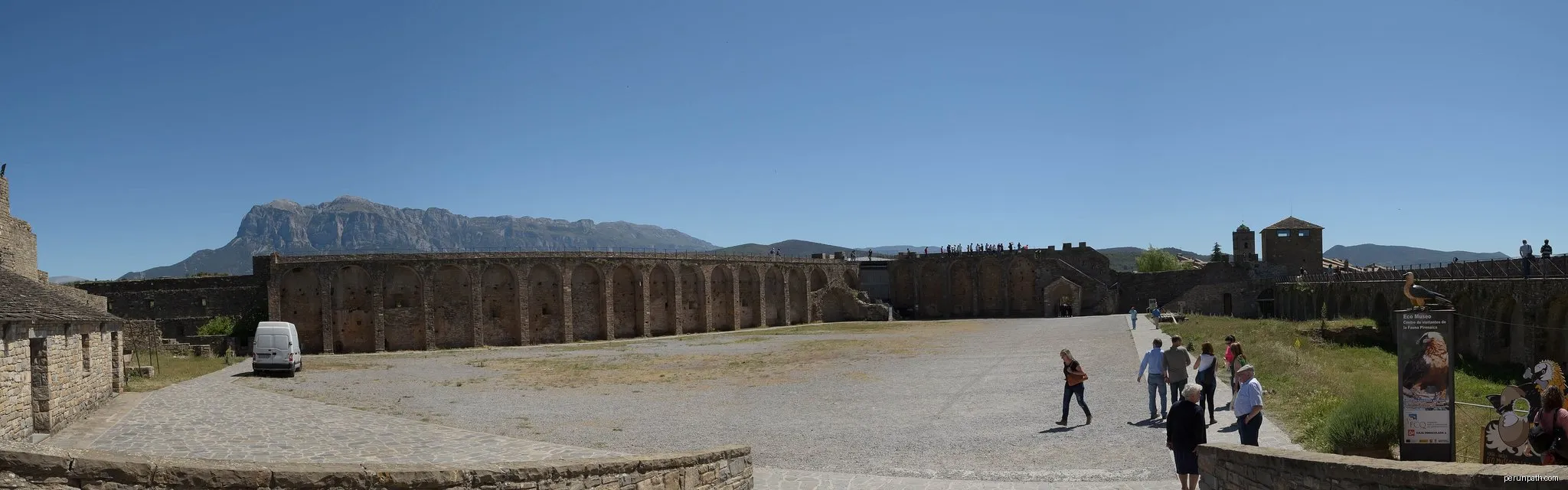Aínsa - San Vicente de Labuerda - Labuerda