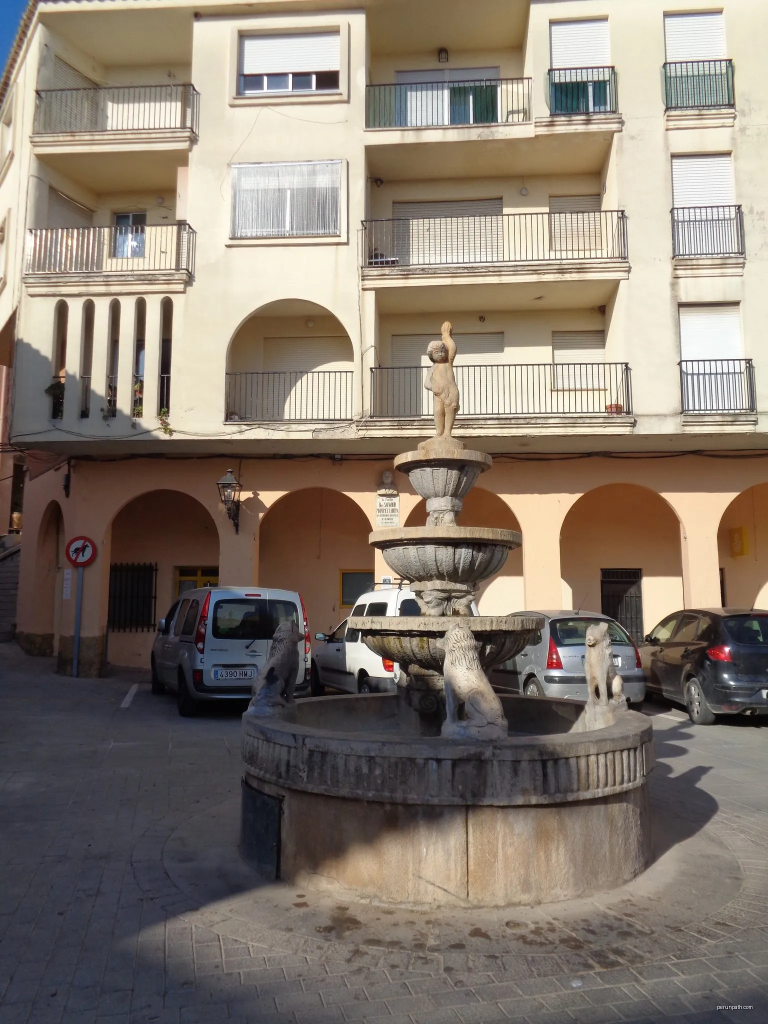 Fuente de los Lobos