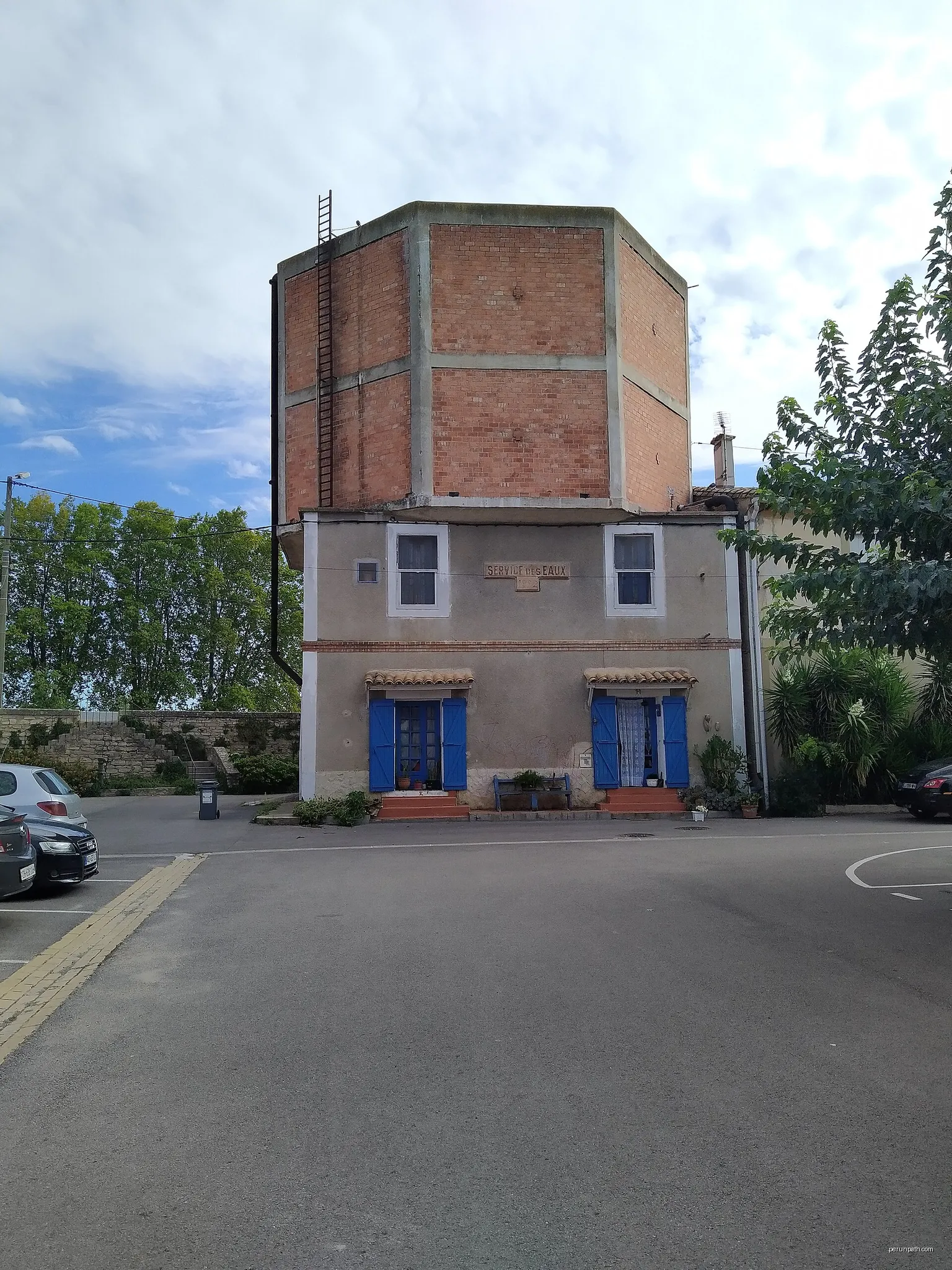 Ancien château d'eau de Marsillargues | Autor: Amélie Nespoulous | Licencja: CC BY-SA 4.0 | Źródło: Wikimedia Commons