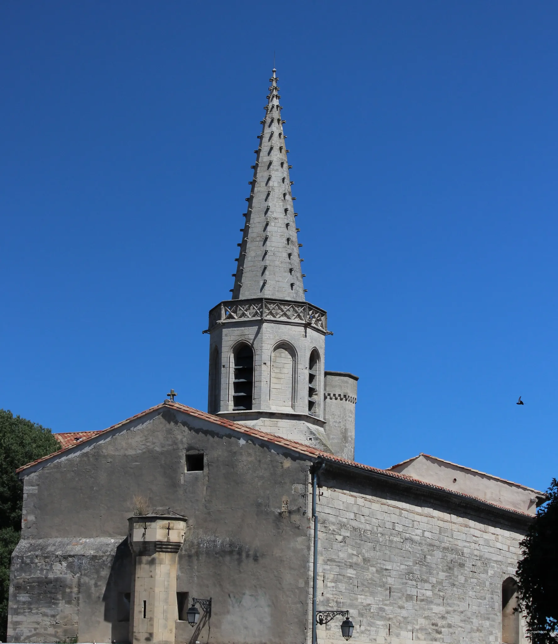 Église Couvent des Cordeliers à Arles. | Autor: This picture belongs to Xavier Caré.
Please credit : Xavier Caré / Wikimedia Commons / CC-BY-SA.
If  | Licencja: CC BY-SA 4.0 | Źródło: Wikimedia Commons