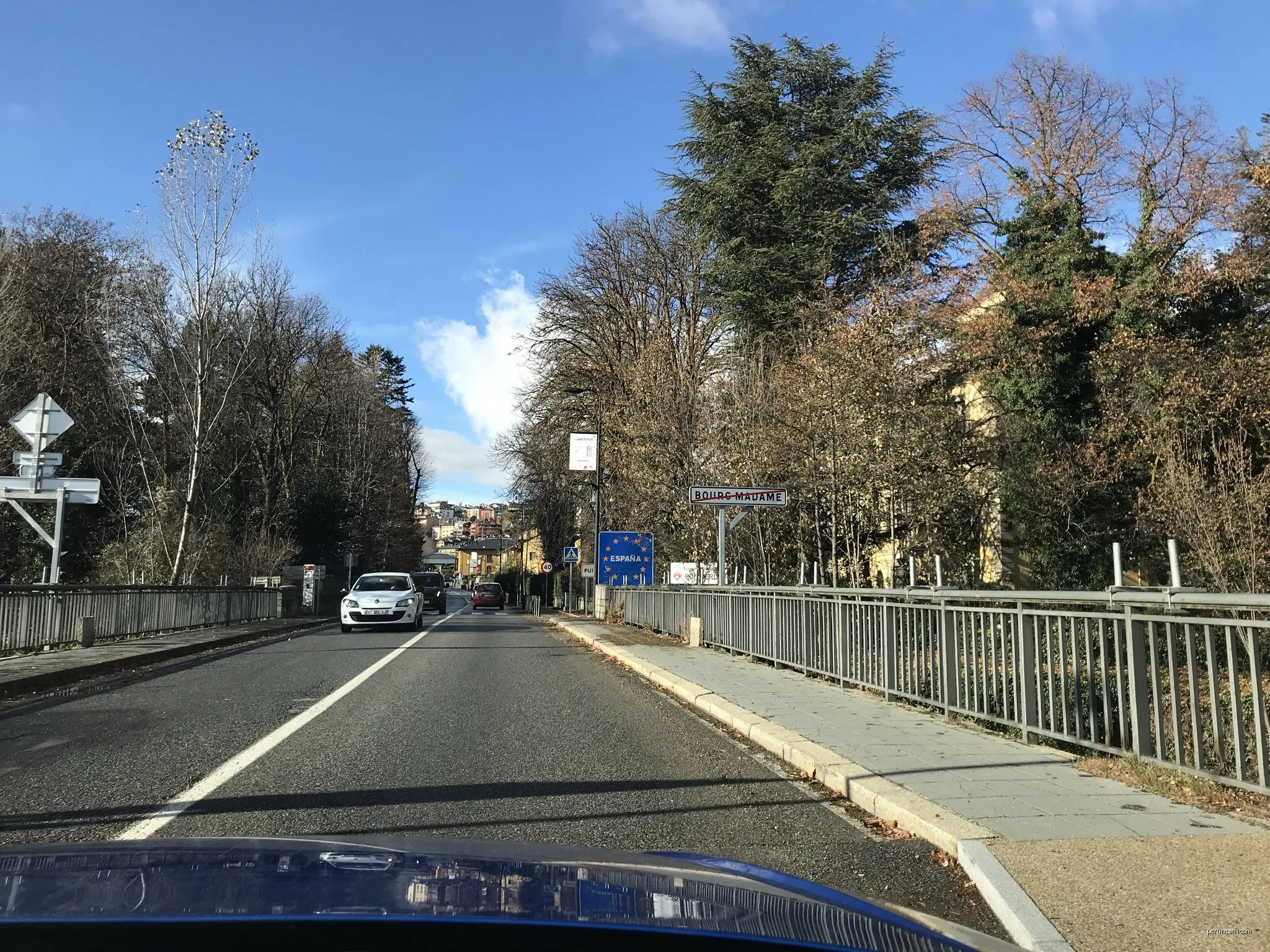 De la Manche aux Pyrénées 24, Sournia - Bourg-Madame