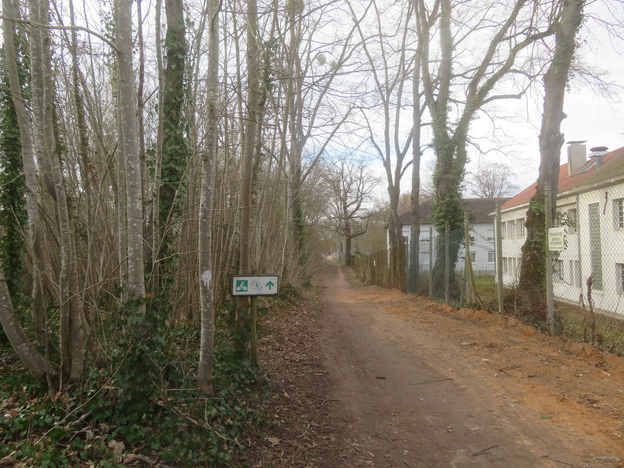 Porte de la Forêt - ?