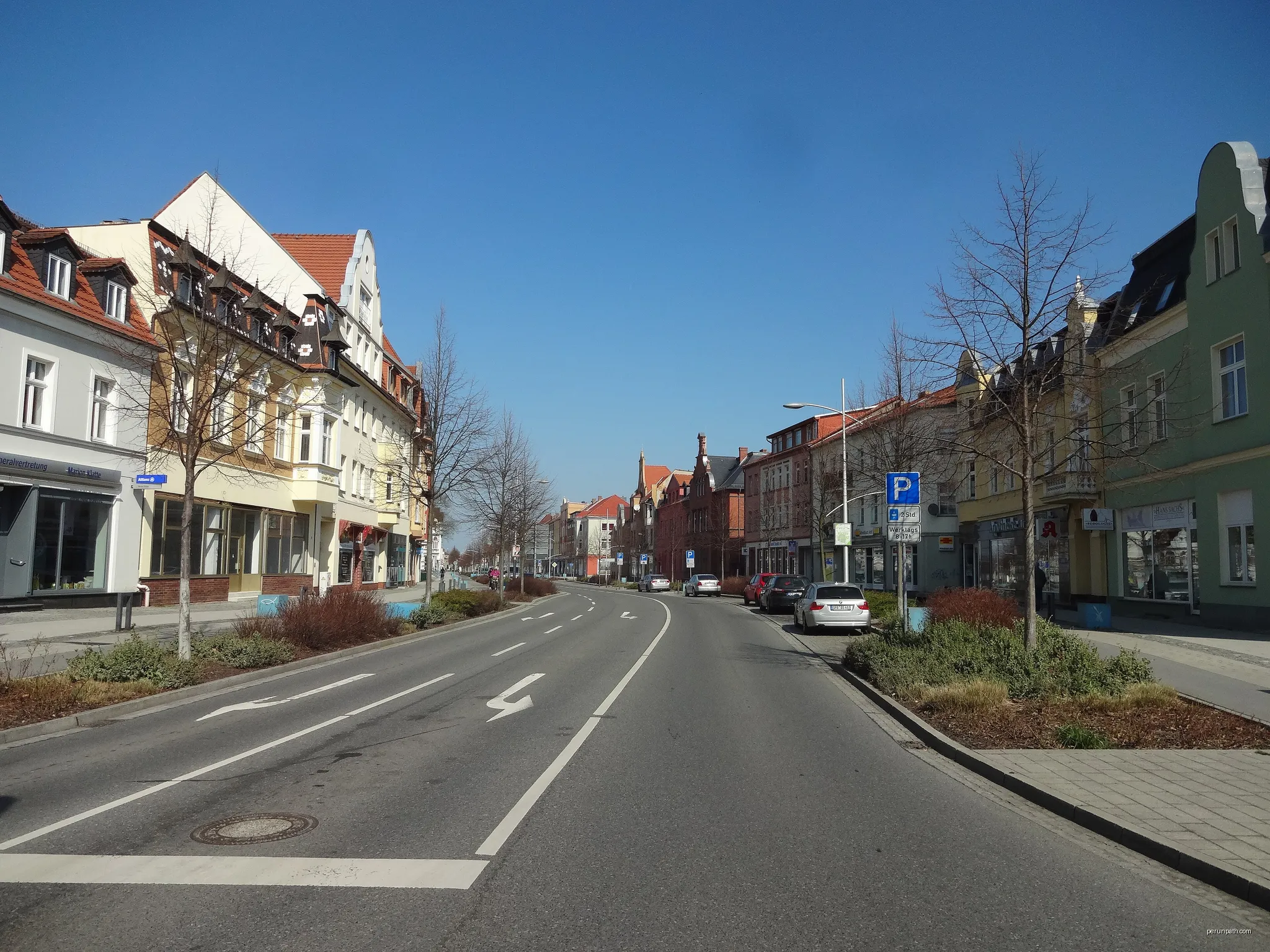 Bahnhofstraße in Senftenberg | Autor: Z thomas | Licencja: CC BY-SA 4.0 | Źródło: Wikimedia Commons