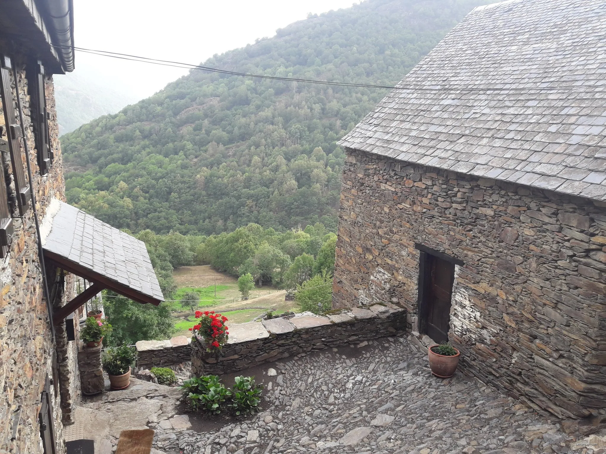 Sender circular de la Val d'Aran. Variant Les - Pont dera Lana