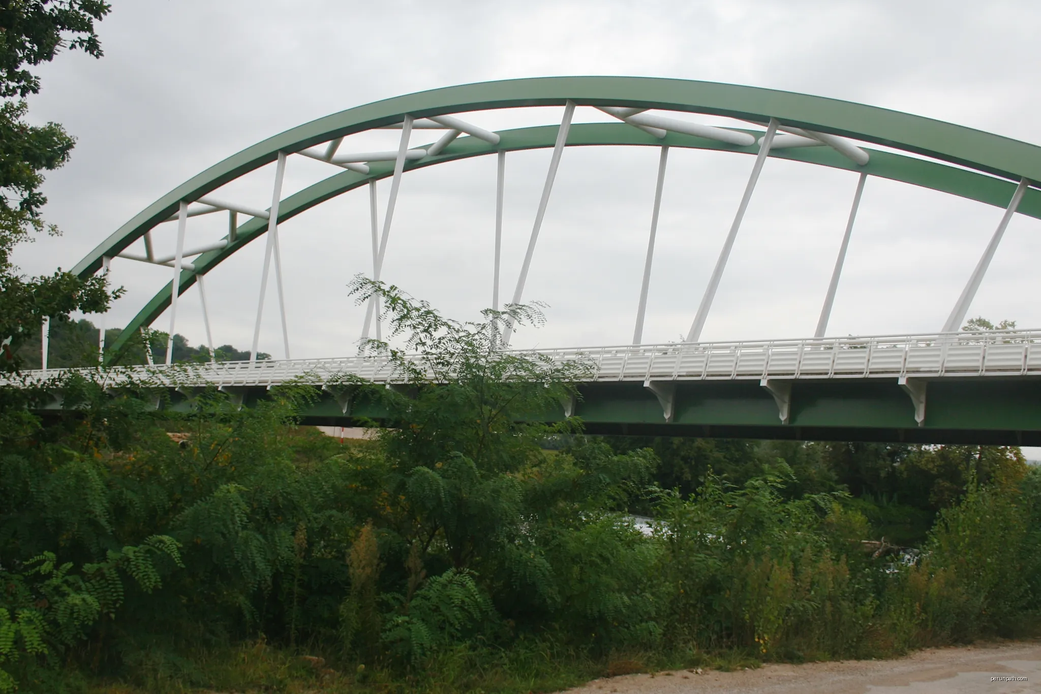 Bédarieux, Hérault - pont sur l'Orb | Autor: Fagairolles 34 | Licencja: CC BY-SA 4.0 | Źródło: Wikimedia Commons