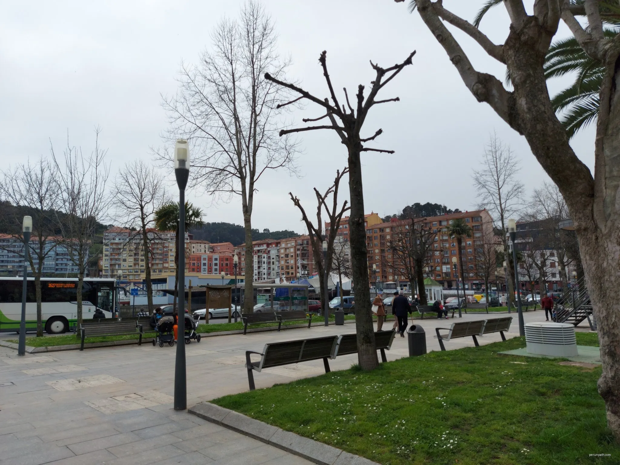 Ardoaren eta arrainaren bidea