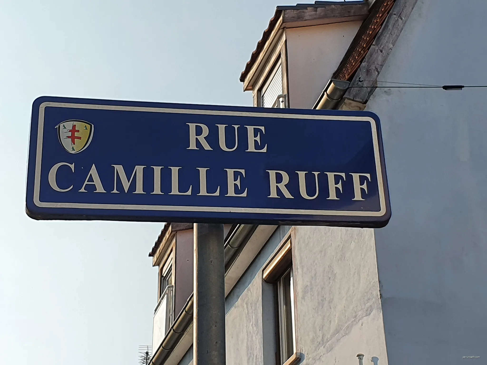 Plaque de la rue portant le nom de Camille Ruff résistant français responsable du secteur Strasbourg-campagne au sein de l'organisation du docteur Bareiss. | Autor: Jean-Max Morillon | Licencja: CC BY-SA 4.0 | Źródło: Wikimedia Commons