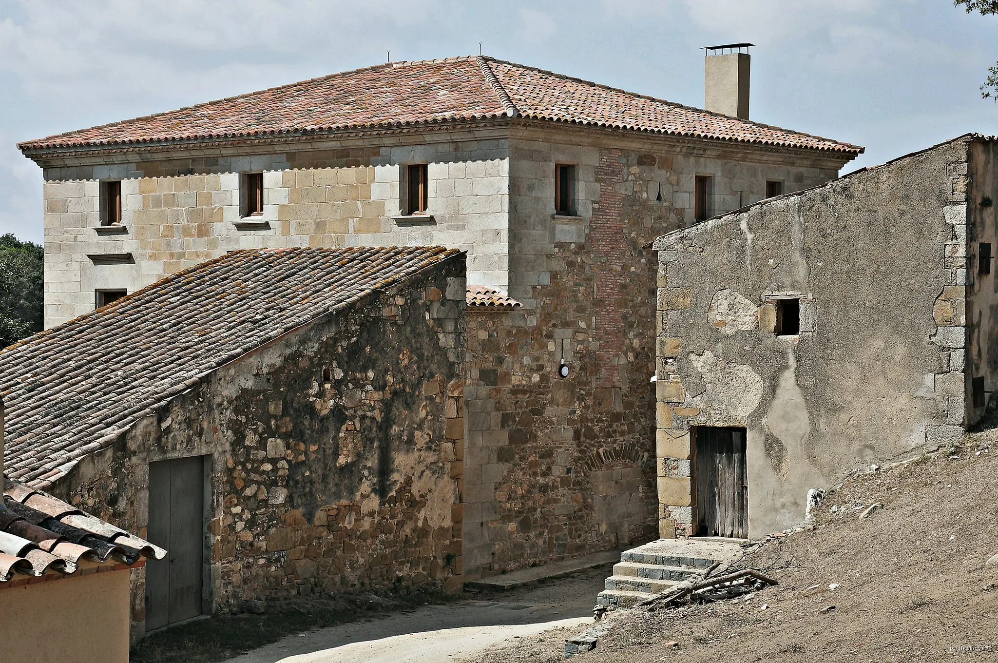 can bosc del far | Autor: Alberto-g-rovi | Licencja: CC BY-SA 3.0 | Źródło: Wikimedia Commons