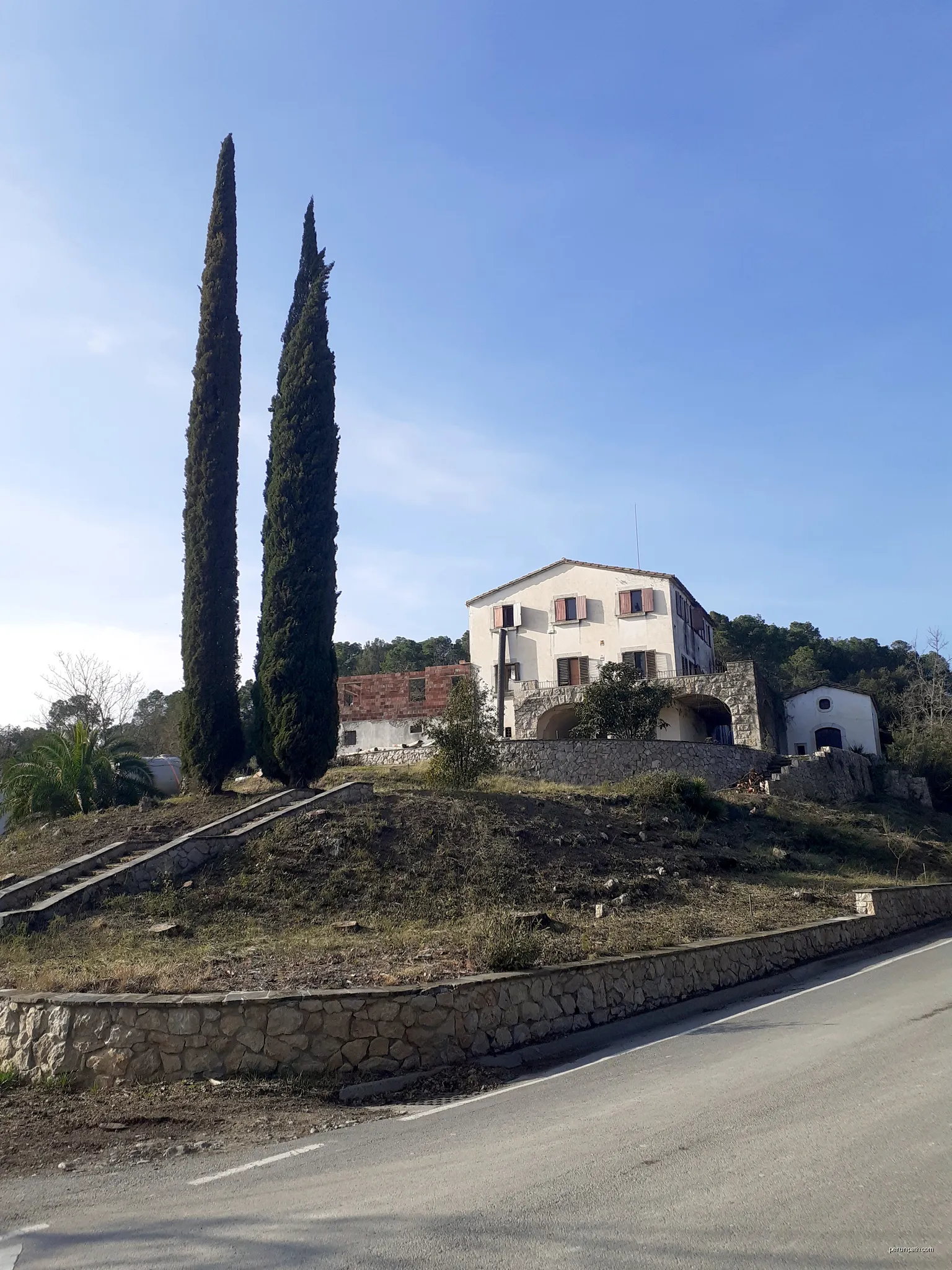 Can Morgat (Porqueres) | Autor: Jordi Gili | Licencja: CC BY 4.0 | Źródło: Wikimedia Commons