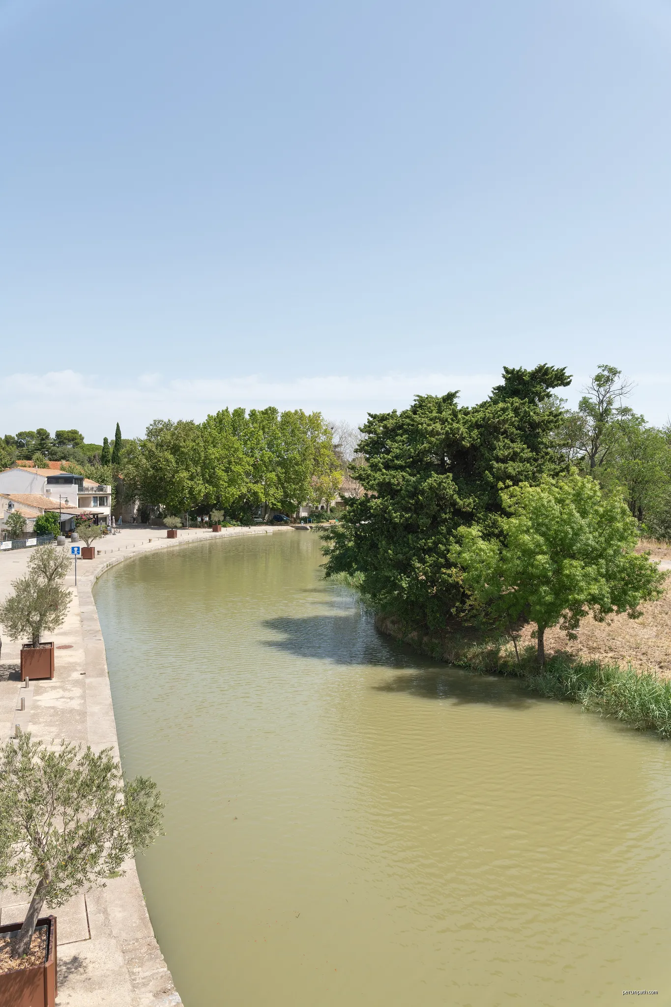 Canal du Midi - La Redorte, France | Autor: Giorgio Galeotti | Licencja: CC BY-SA 4.0 | Źródło: Wikimedia Commons