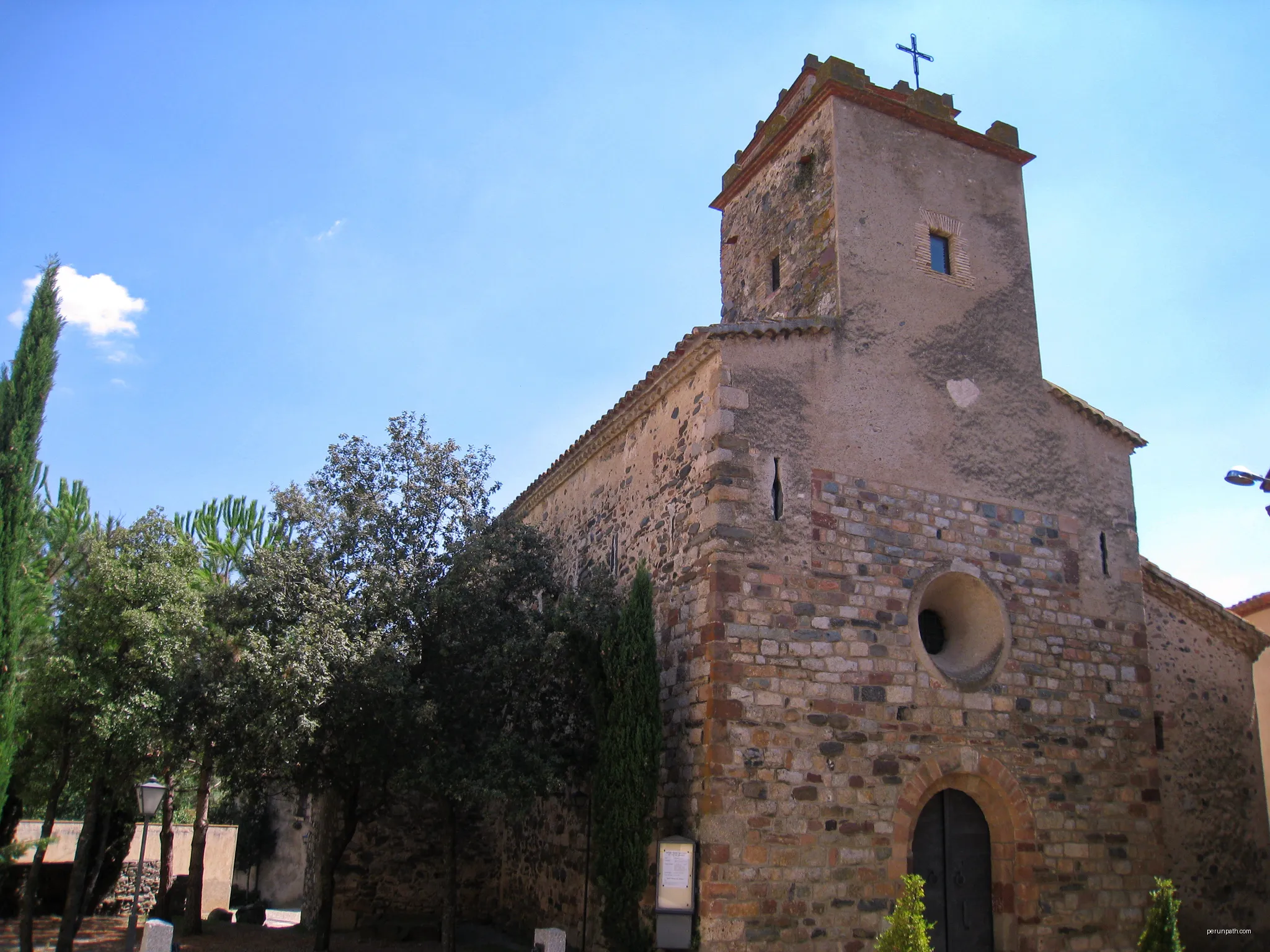 Església parroquial de Sant Muç (Cànoves i Samalús) | Autor: Amadalvarez | Licencja: CC BY-SA 4.0 | Źródło: Wikimedia Commons