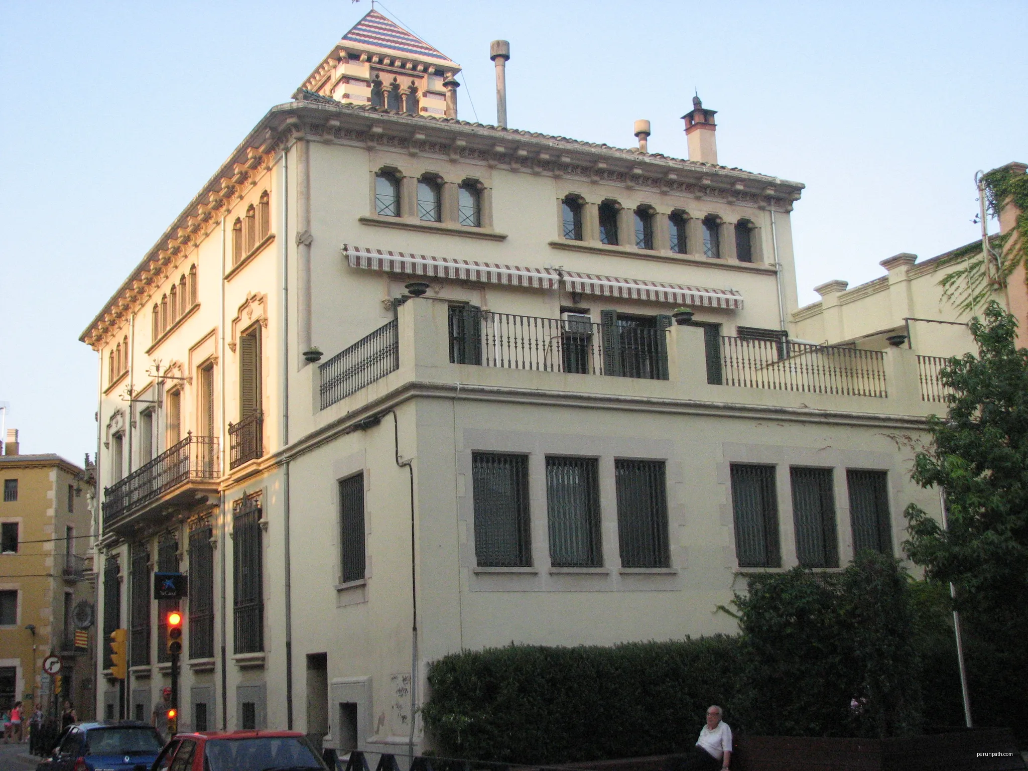 Casa Bofill (Santa Coloma de Farners) | Autor: Joan301009 | Licencja: CC BY-SA 3.0 | Źródło: Wikimedia Commons