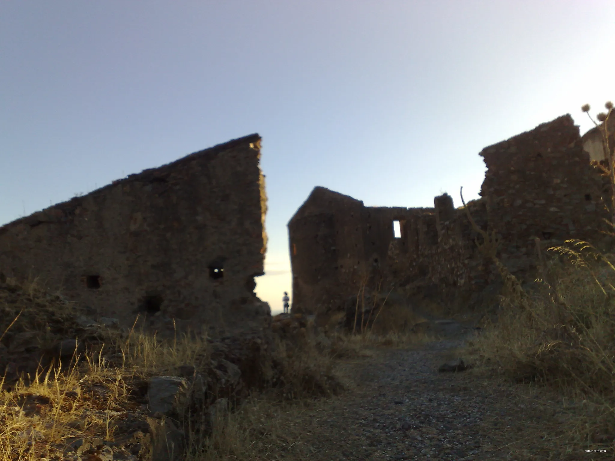 Le Chateau d'Amendolea | Autor: Olivier Duquesne from France | Licencja: CC BY-SA 2.0 | Źródło: Wikimedia Commons