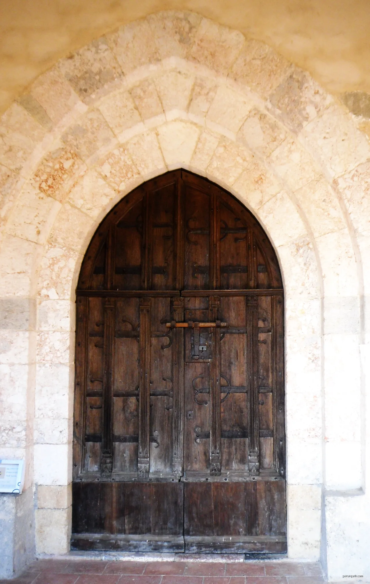Eglise Notre-Dame-de-Laval à Caudiès-de-Fenouillèdes | Autor: ArnoLagrange | Licencja: CC BY-SA 3.0 | Źródło: Wikimedia Commons