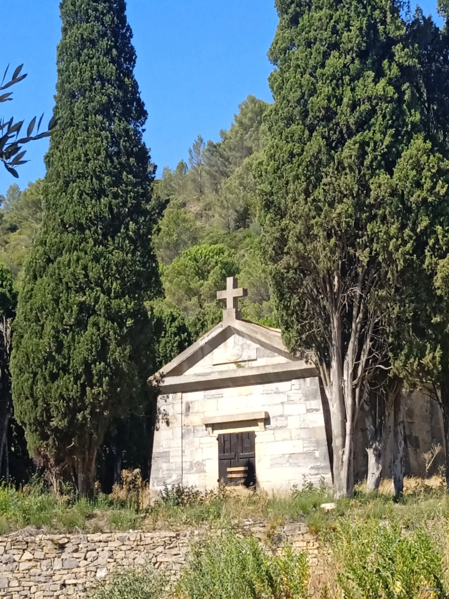 Chapelle de Lagrasse | Autor: Enrevseluj | Licencja: CC BY-SA 4.0 | Źródło: Wikimedia Commons