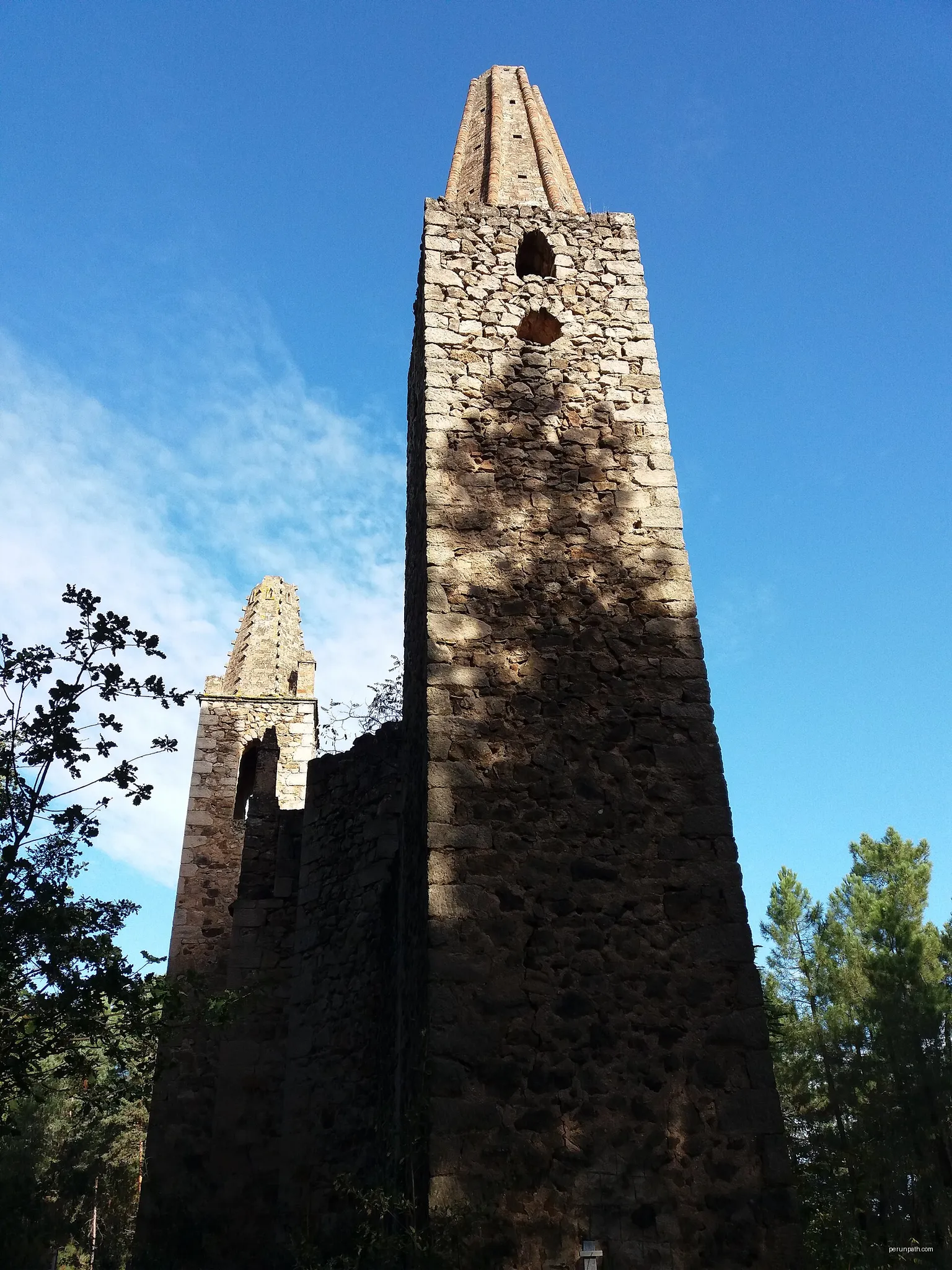 Place de l'église - Les Vers