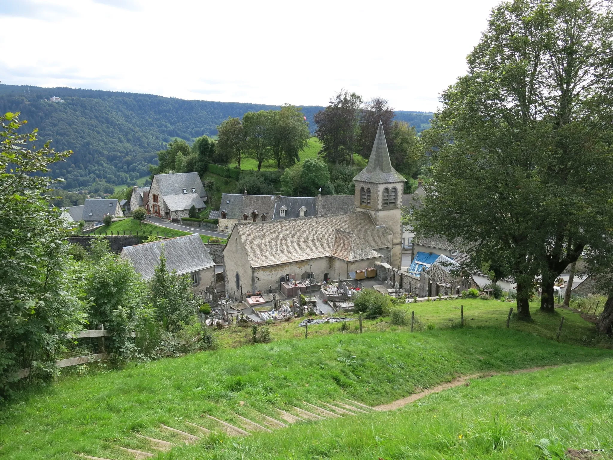 De la Dordogne aux volcans