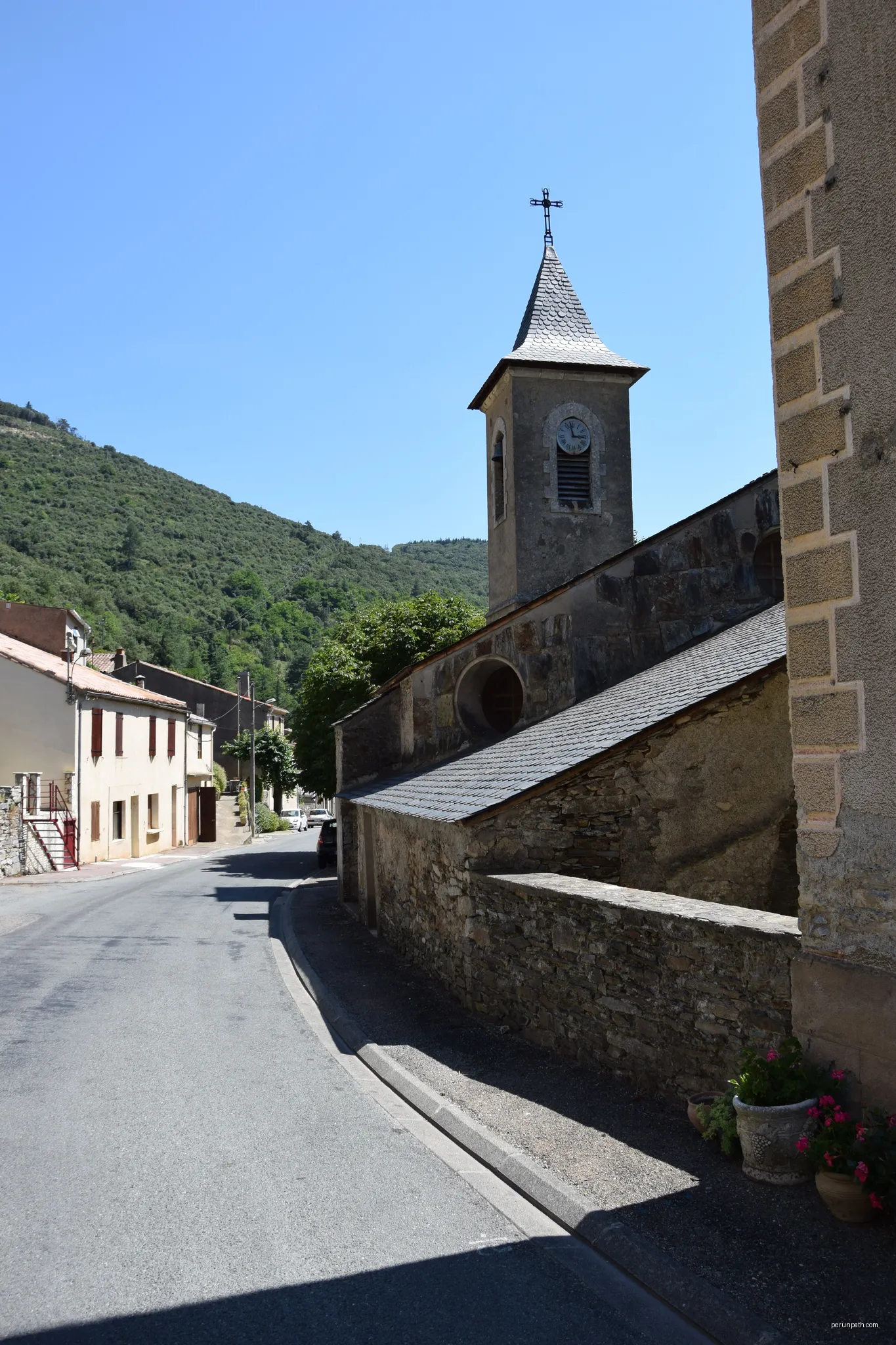 CÉglise Saint-Jean-Baptiste à Citou | Autor: Tournasol7 | Licencja: CC BY-SA 3.0 | Źródło: Wikimedia Commons