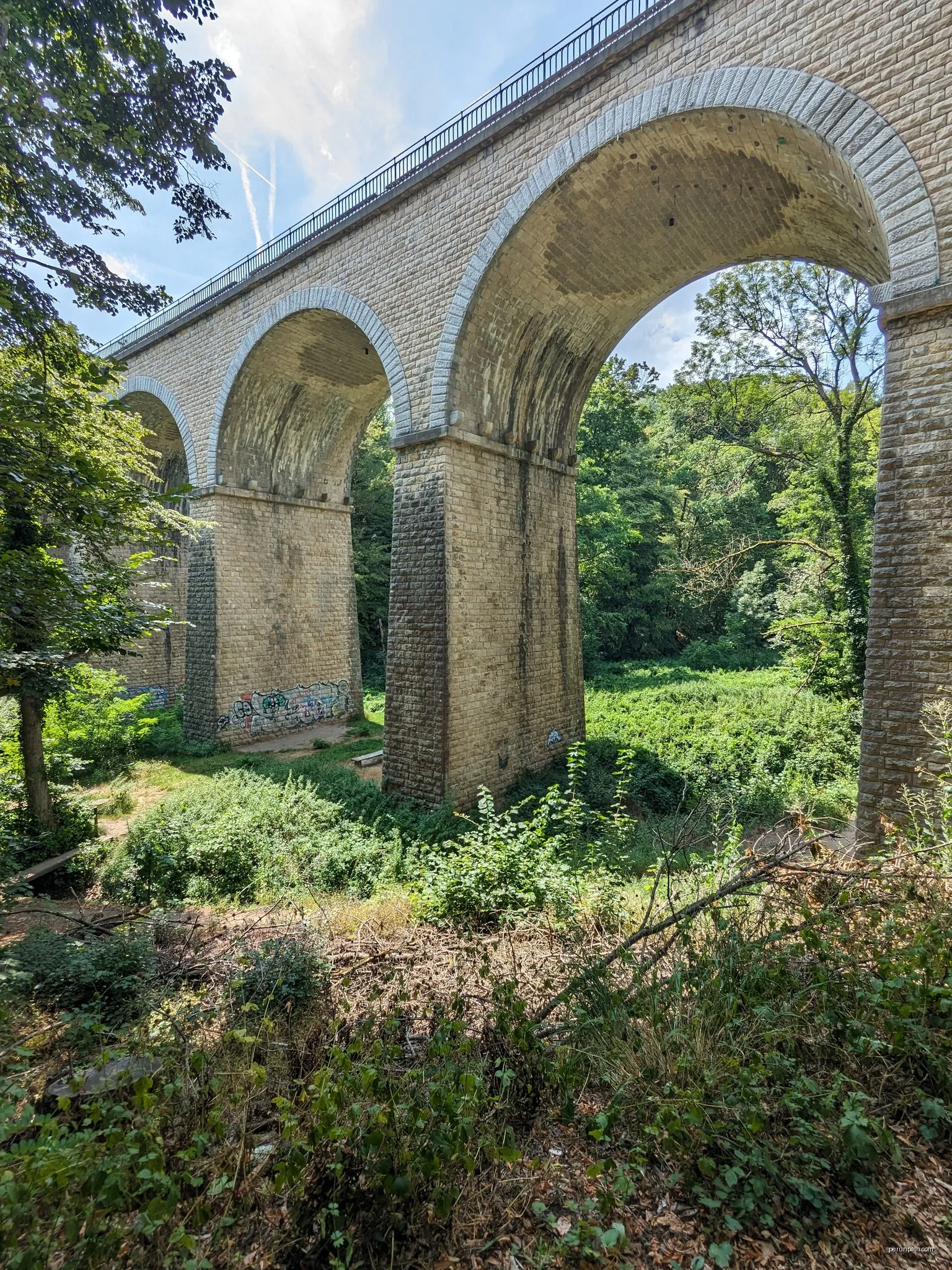 Sentier thématique du Bois de Serres