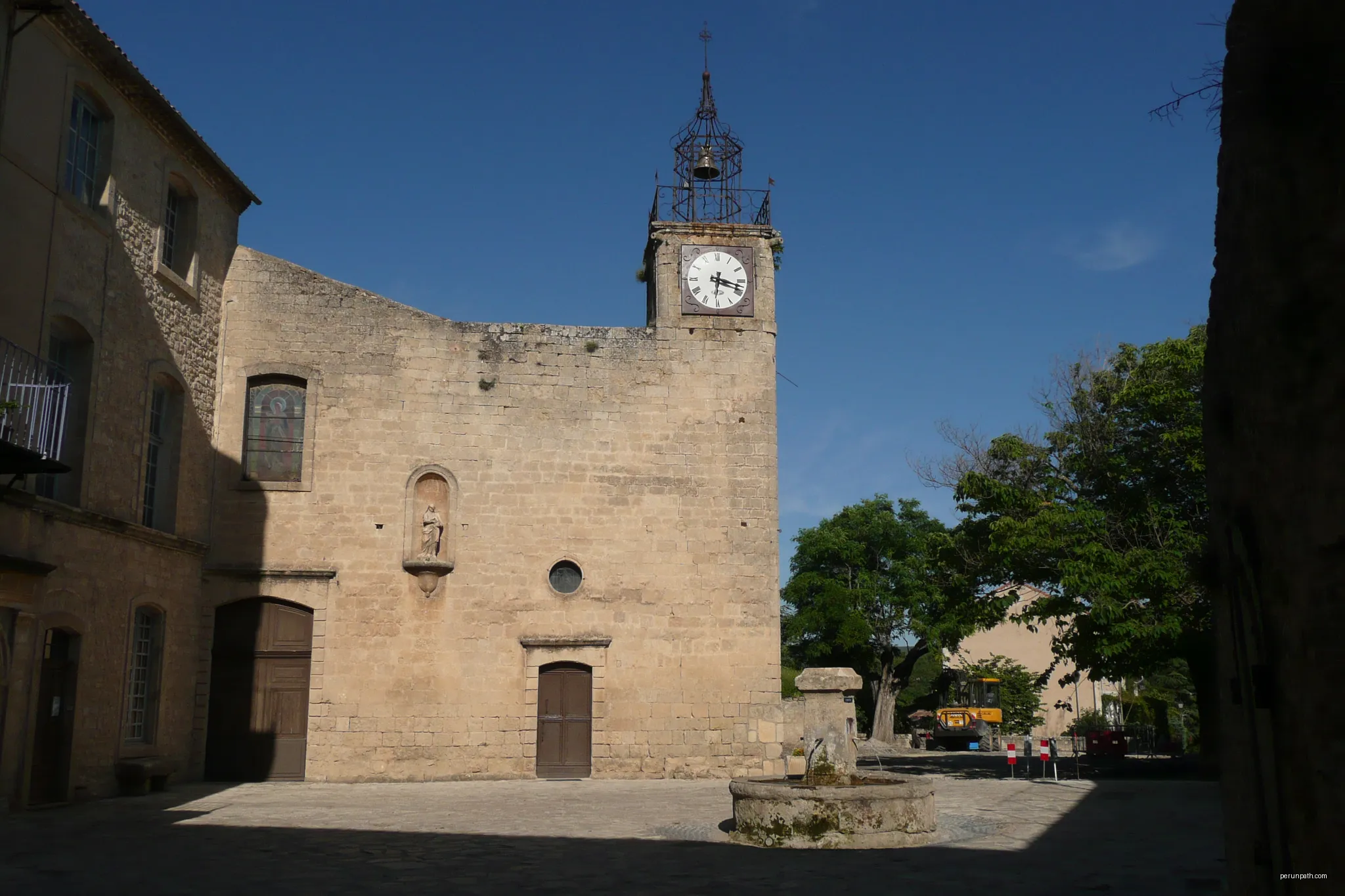 Le pays d'Aigues en vélo (sens horaire)