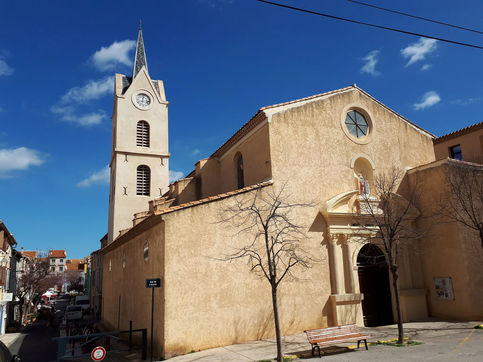 La construction de l'église remonte au XVIe siècle.
Voir : ladepeche.fr. | Autor: Alan Mattingly | Licencja: CC0 | Źródło: Wikimedia Commons
