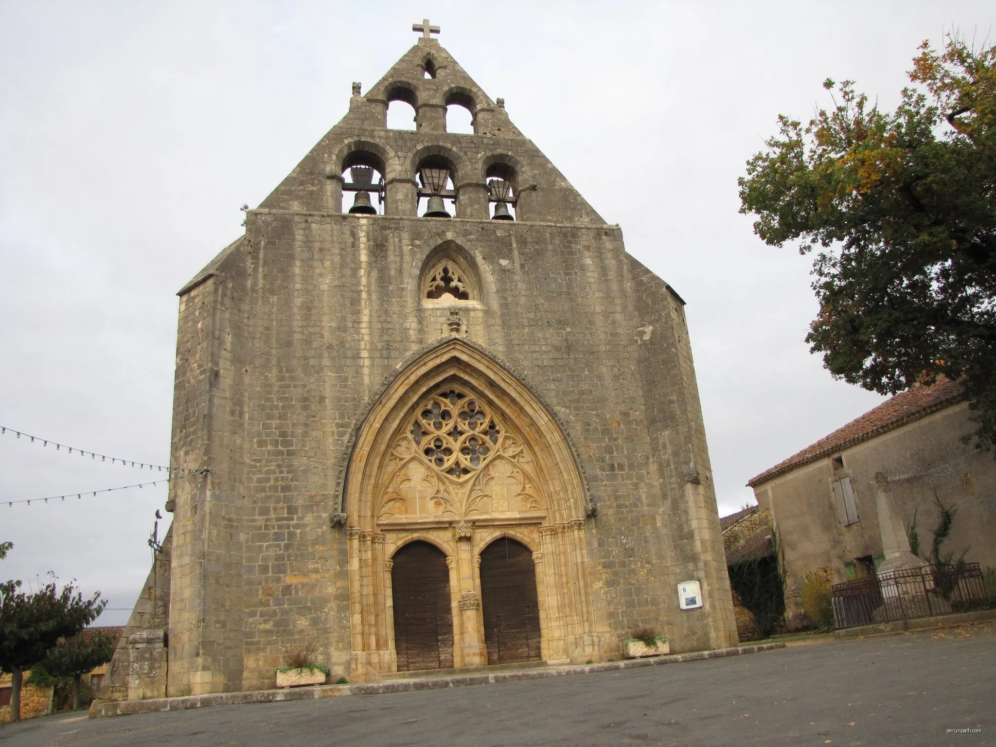 Entre Bastide et vallée de la Thèze