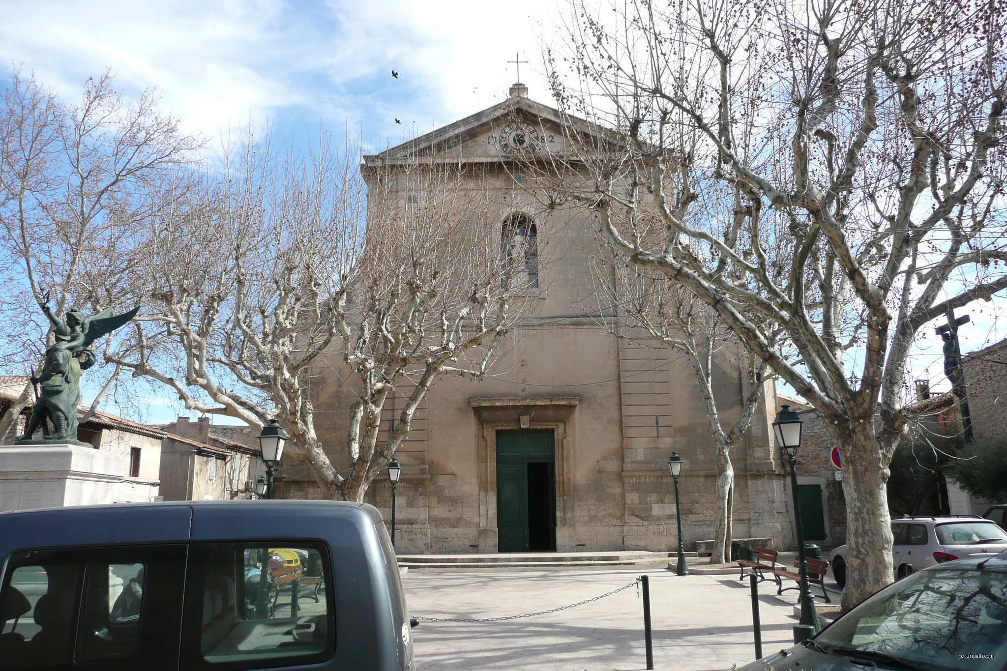 Église de Mouriès (Bouches-du-Rhône, France) | Autor: Vi..Cult... | Licencja: CC BY-SA 3.0 | Źródło: Wikimedia Commons