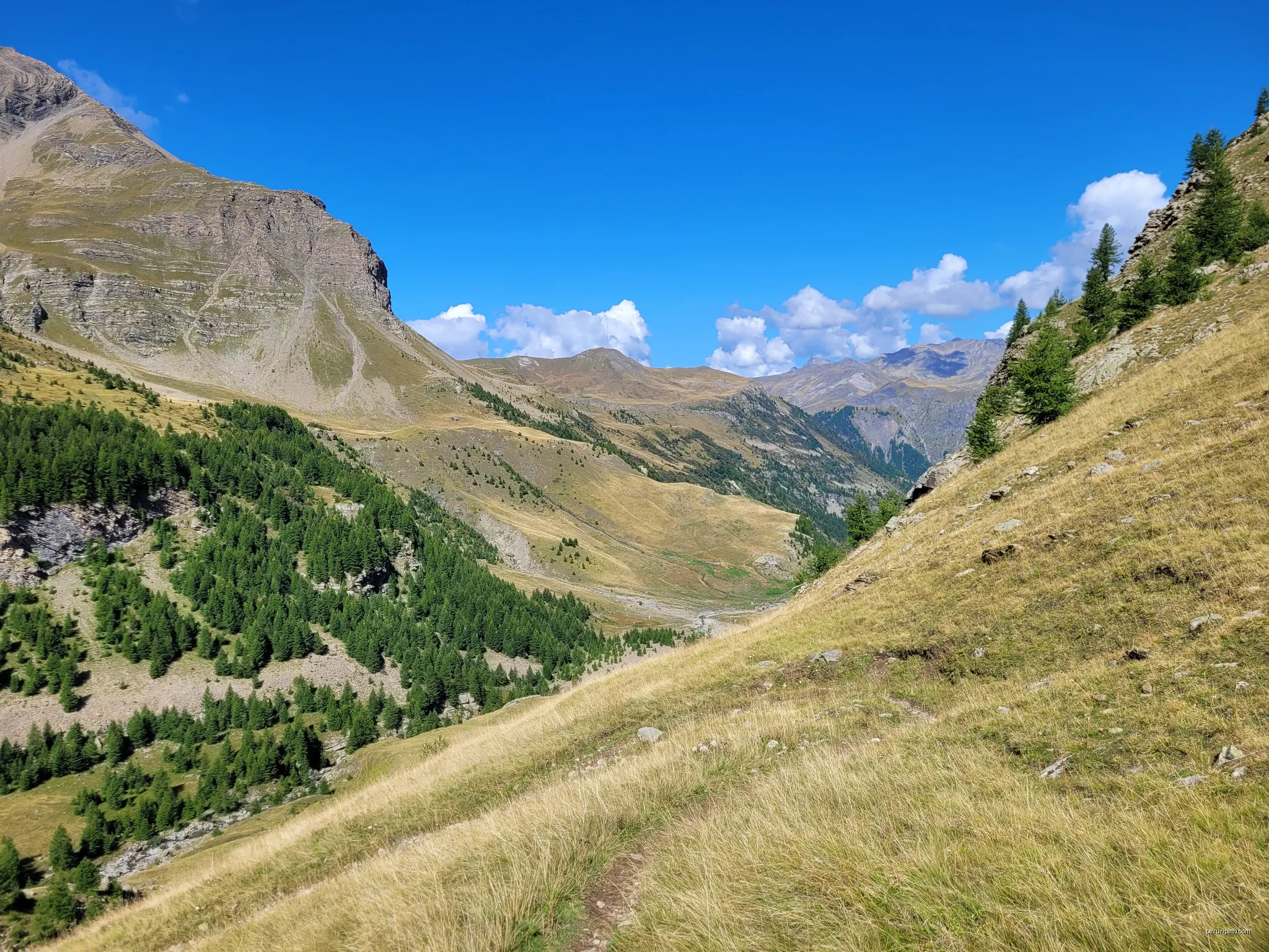 Entre Prapic et le col des Terres Blanches, Orcières (Parc national des Ecrins, Hautes-Alpes, France) | Autor: Pline | Licencja: CC BY-SA 4.0 | Źródło: Wikimedia Commons
