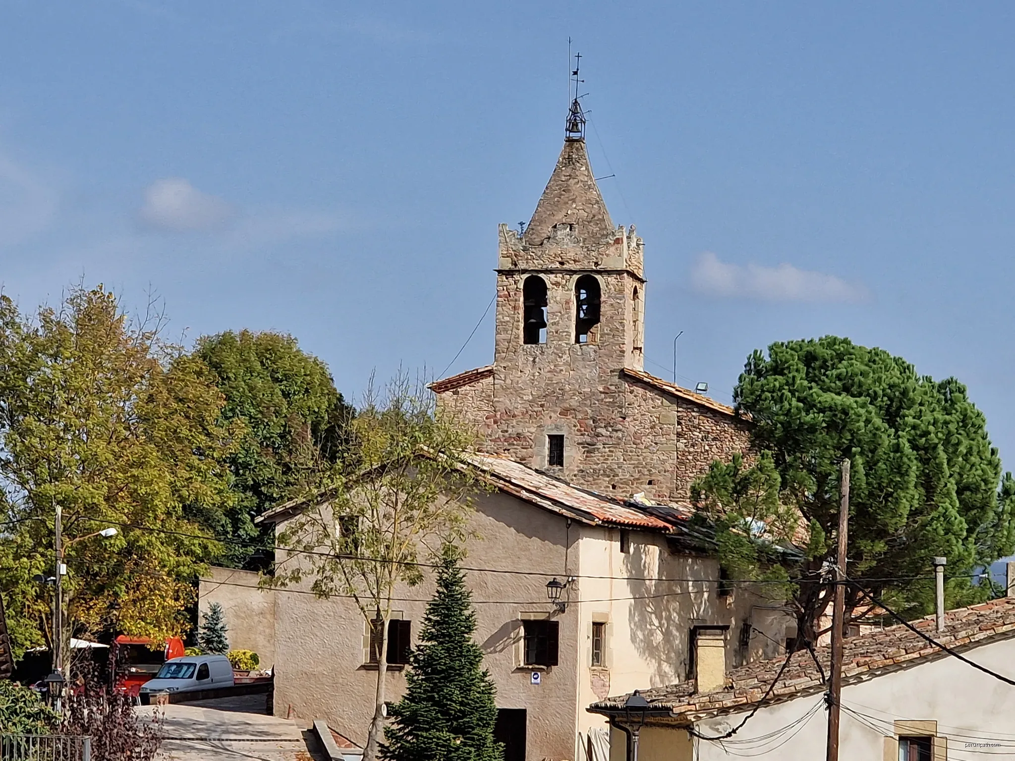 Església de Santa Maria de Vilanova de Sau | Autor: Quelet | Licencja: CC BY-SA 3.0 | Źródło: Wikimedia Commons