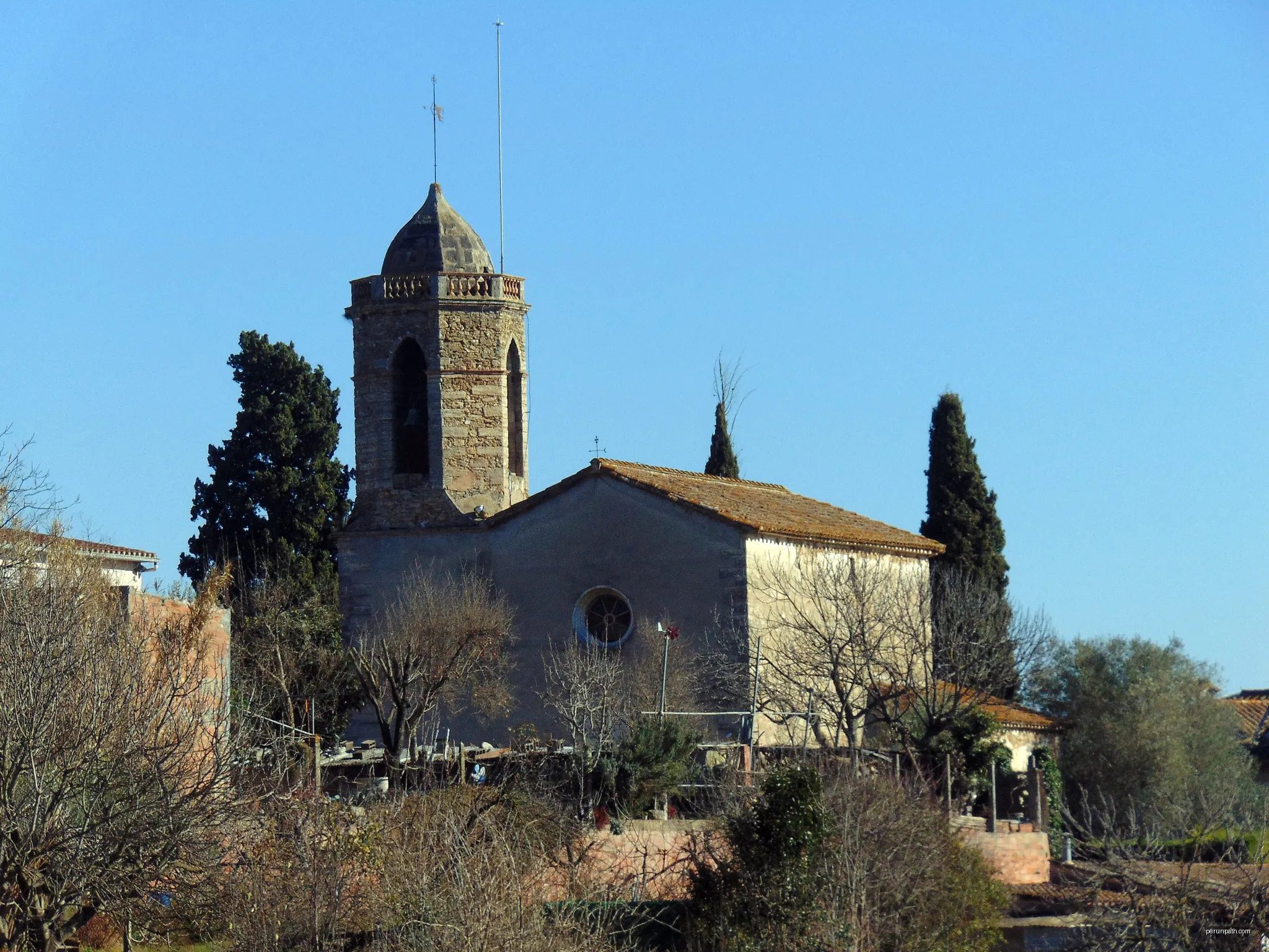 Església del Remei (Banyoles) | Autor: Josep Maria Viñolas Esteva | Licencja: CC BY-SA 4.0 | Źródło: Wikimedia Commons