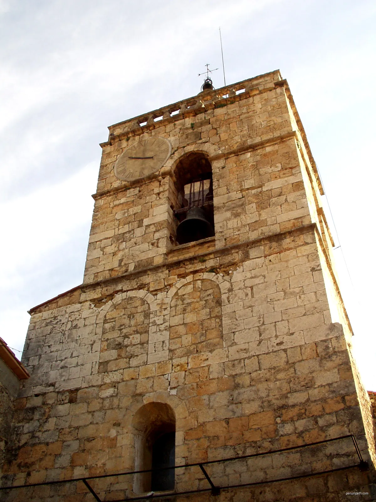 Església d'Esponellà | Autor: DavidianSkitzou | Licencja: CC BY-SA 3.0 | Źródło: Wikimedia Commons